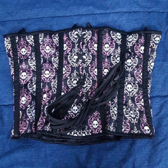 🆕️ 31"-34" Lavish XL underbust corset black pink white satin skulls corset busk - Picture 5 of 9